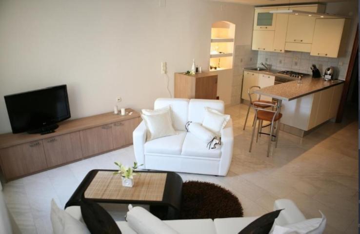 Apartments Filip & Viktoria In The Center Of Trogir Exterior photo